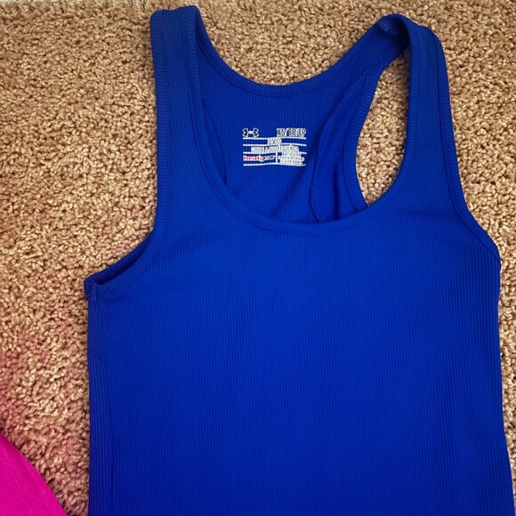 Under Armour Tank Tops - Picture 5 of 10